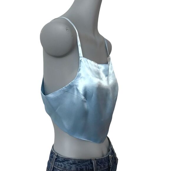 Hankerchief Crop Top Light Blue Medium - Picture 5 of 9